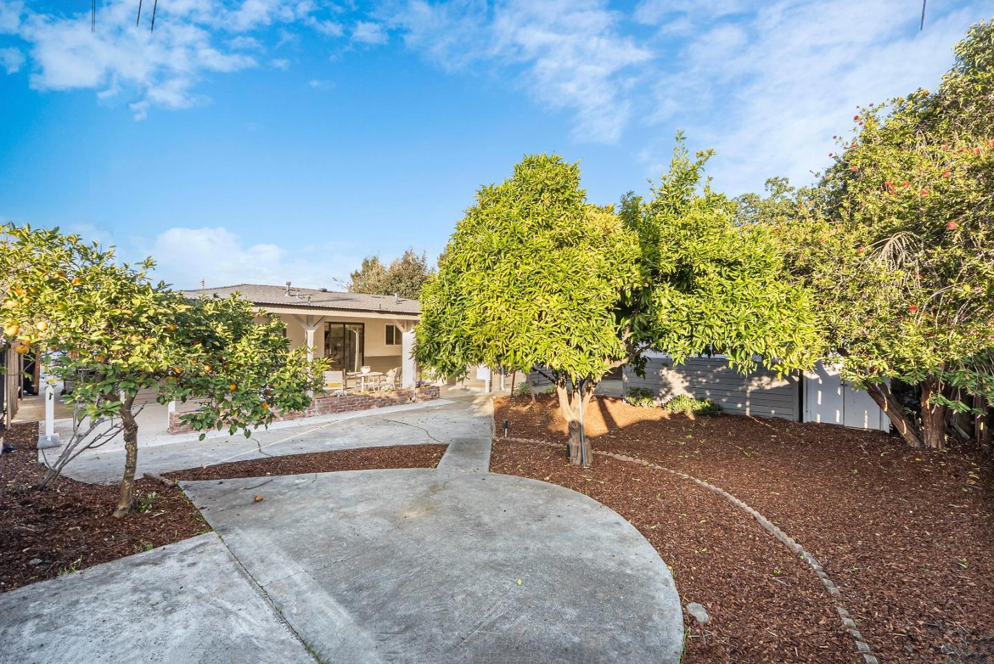 1074 Susan WAY