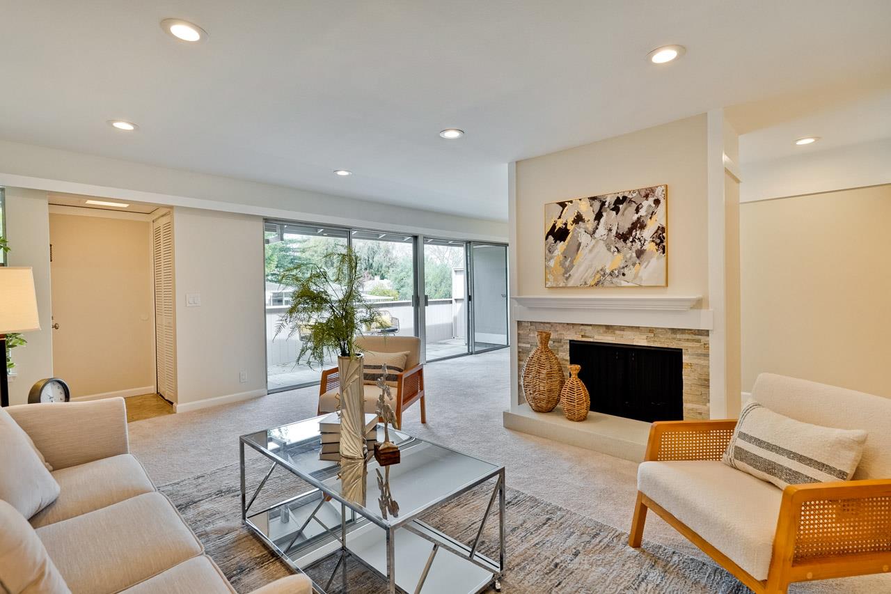 500 W Middlefield RD 37