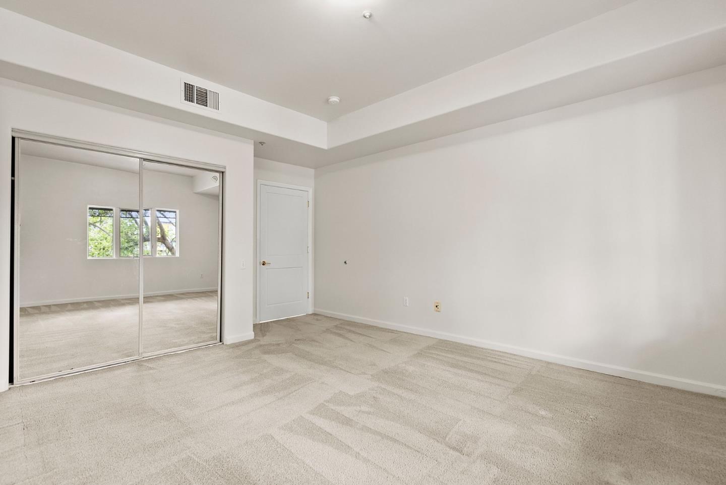 200 Sheridan AVE 307