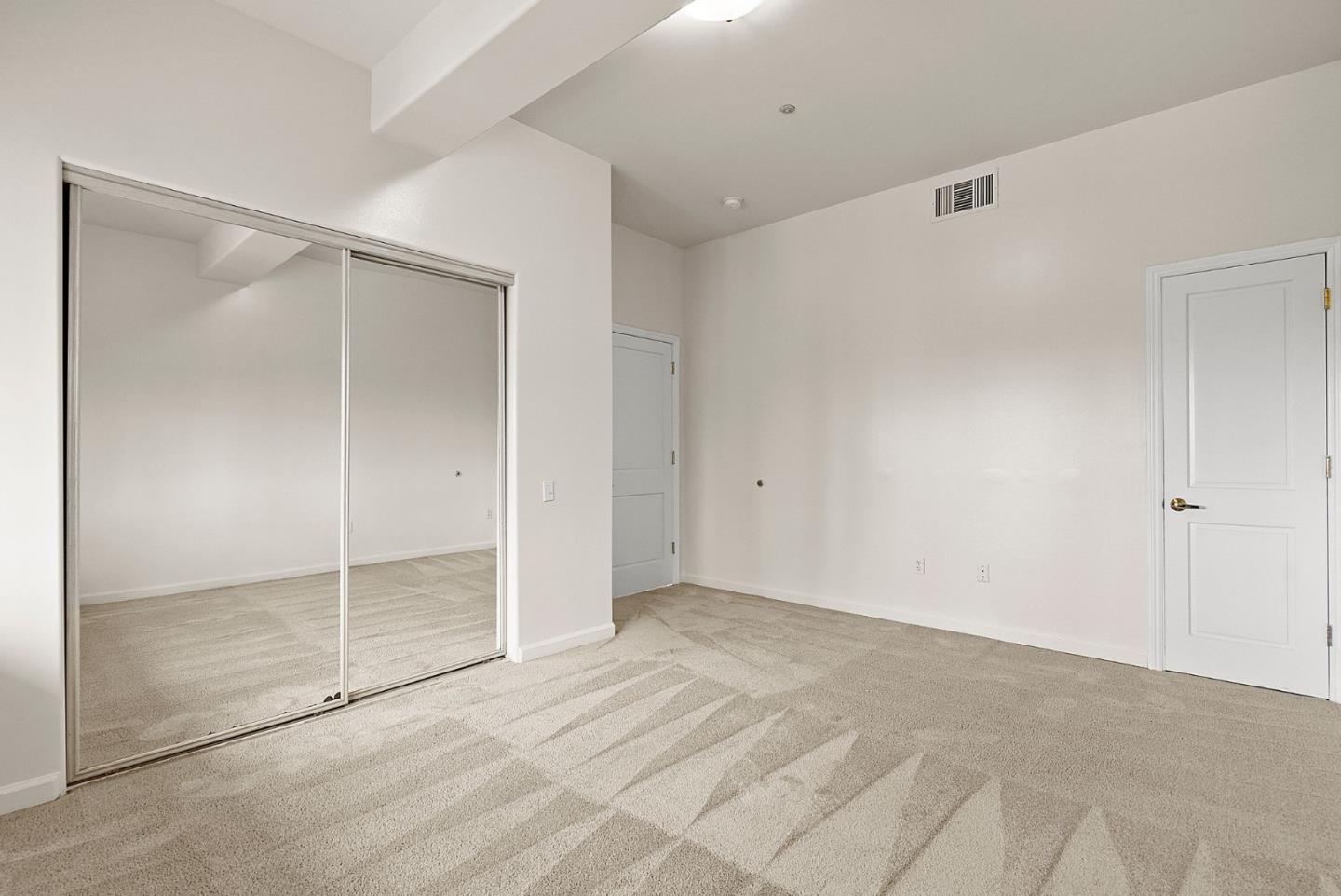 200 Sheridan AVE 307