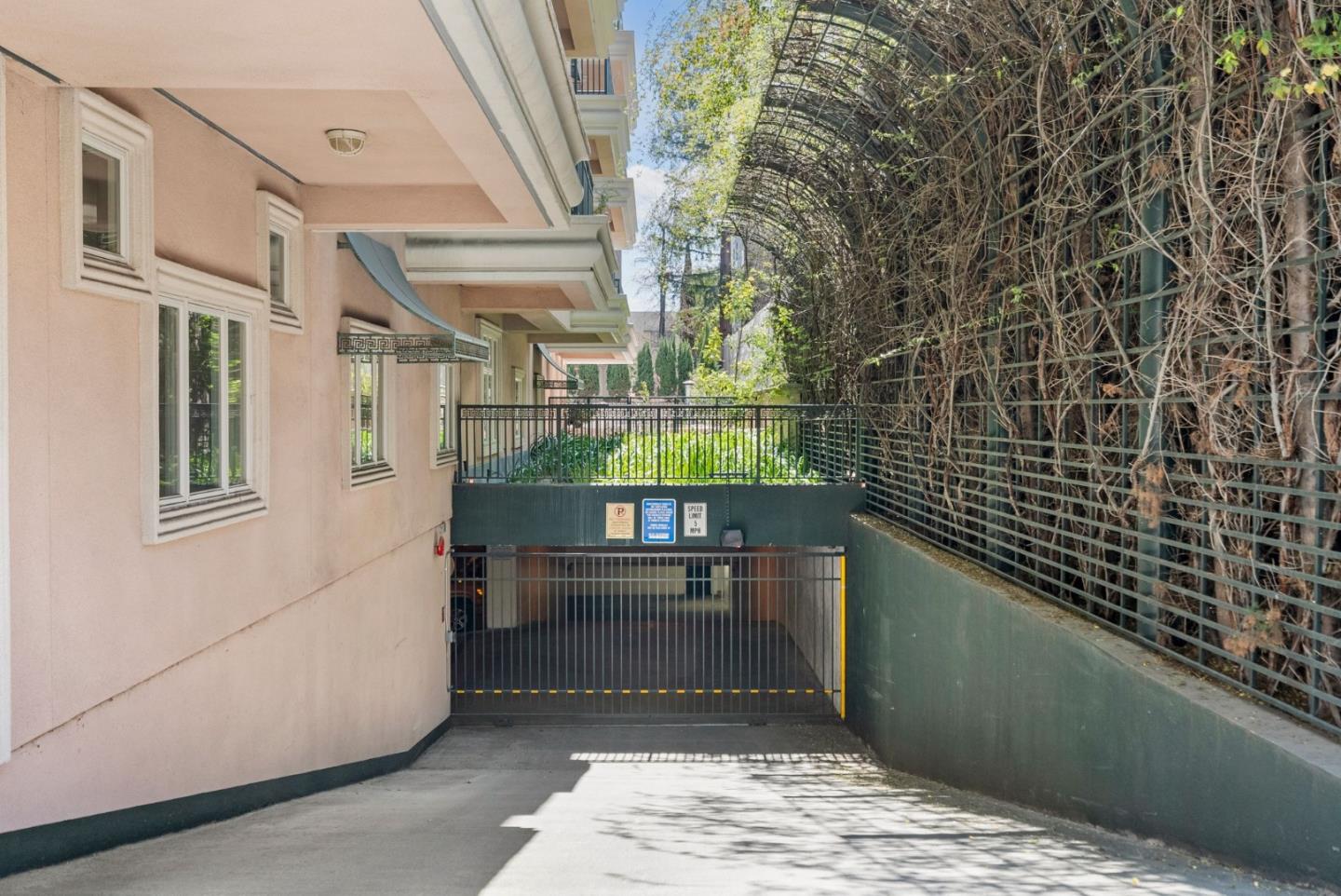 200 Sheridan AVE 307