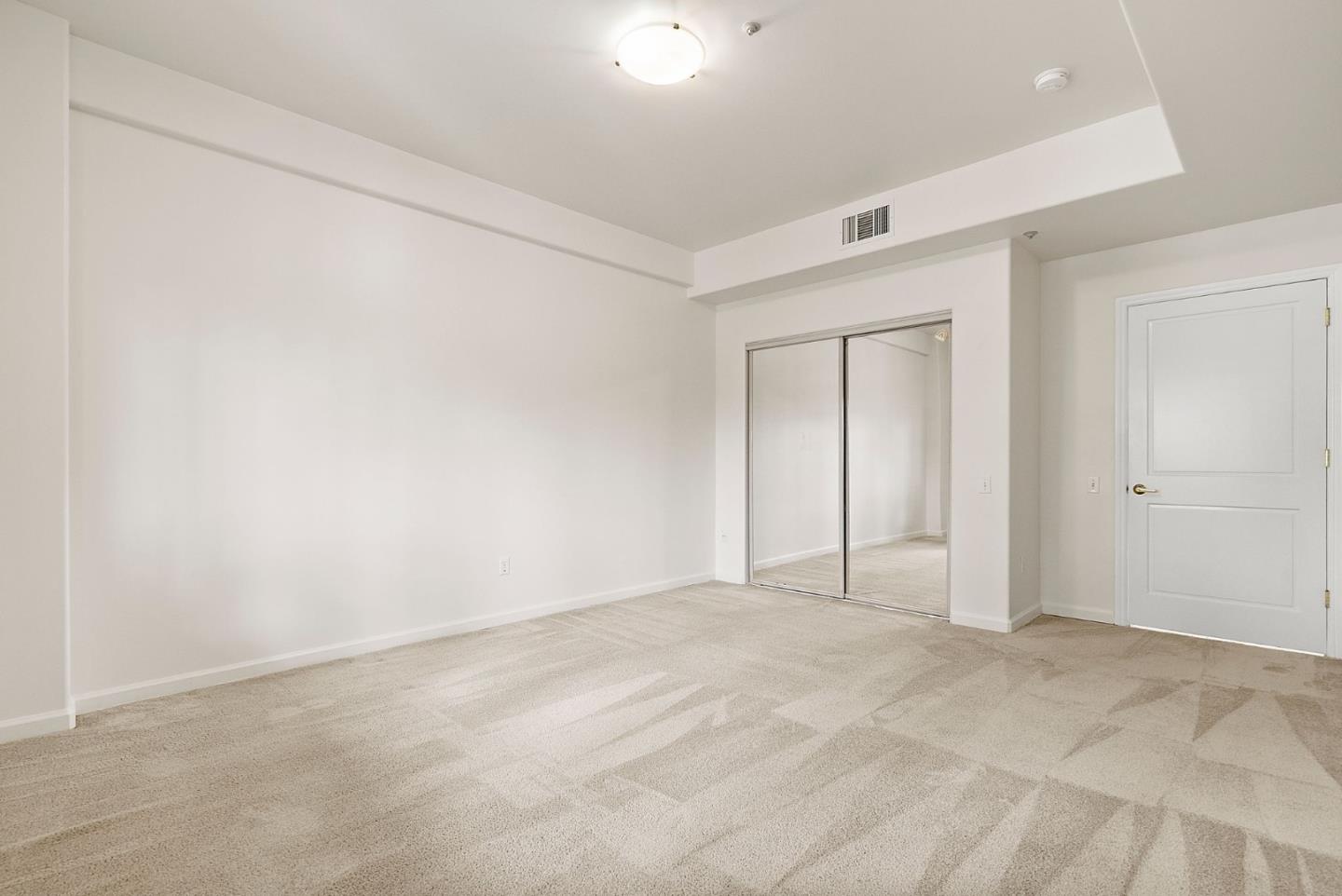 200 Sheridan AVE 307