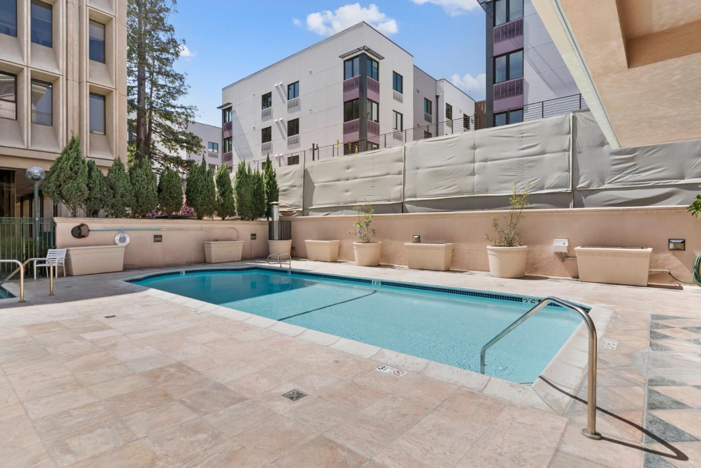 200 Sheridan Ave. 303