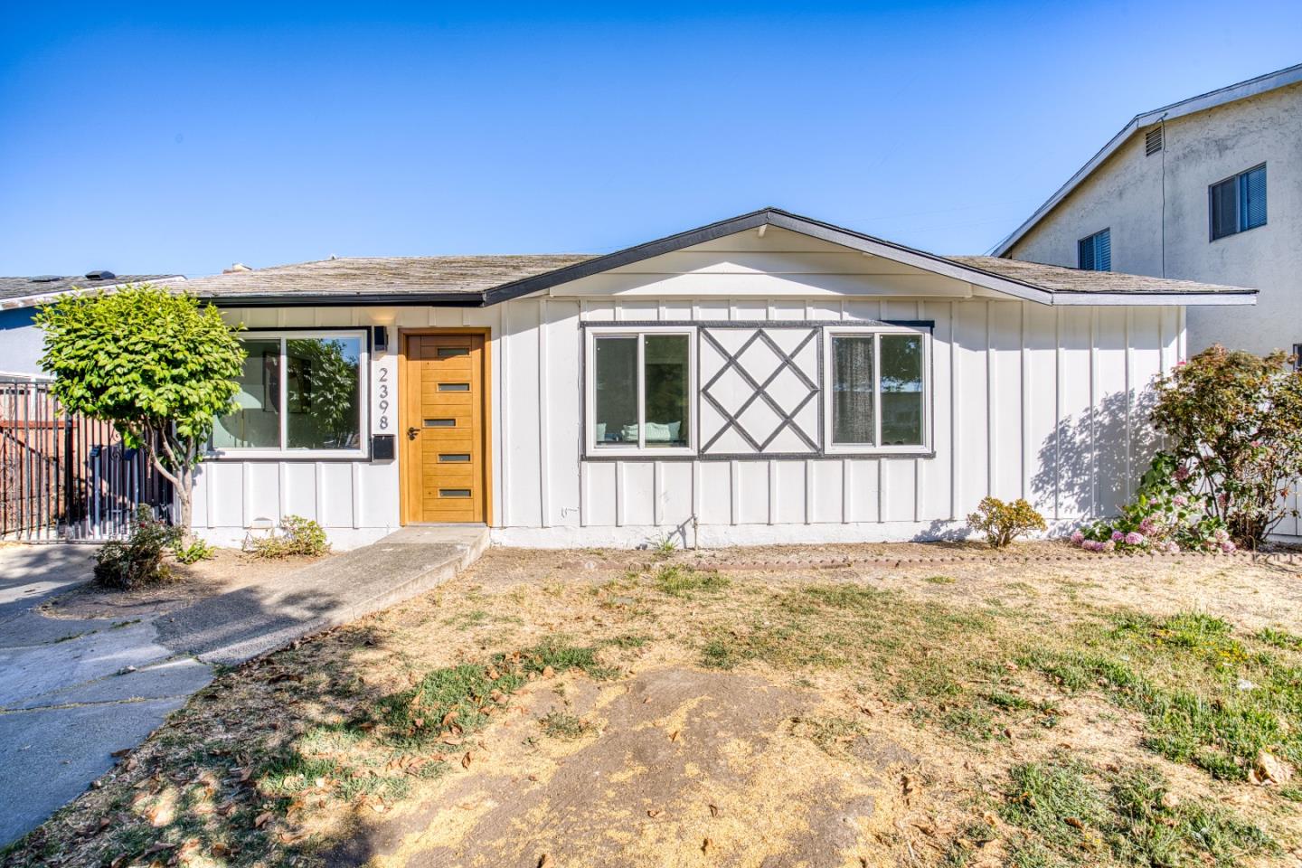 2398 Arden Way