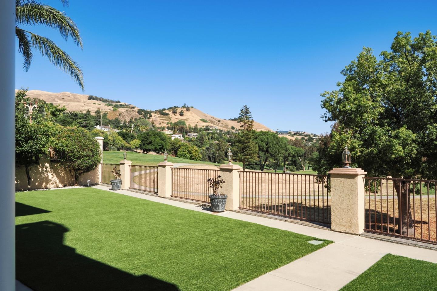 11080 Canyon Drive