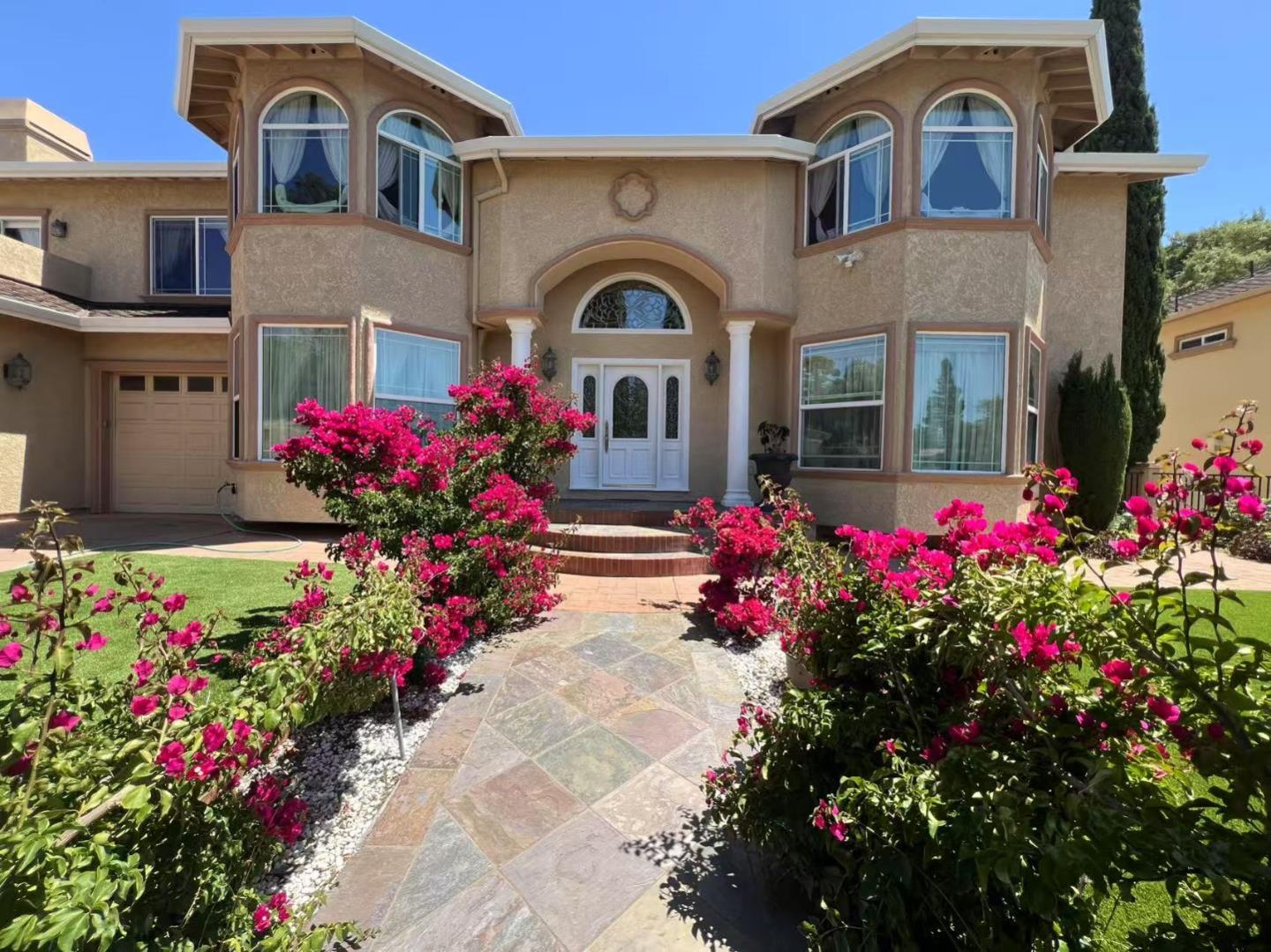 11080 Canyon Drive