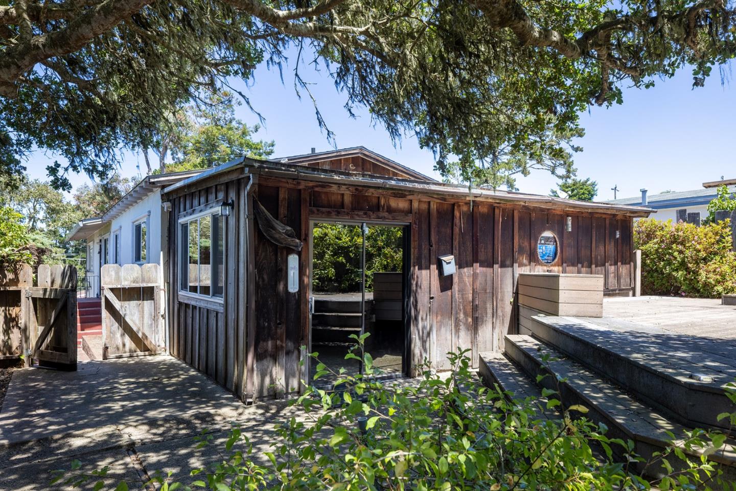 1113 Buena Vista Avenue