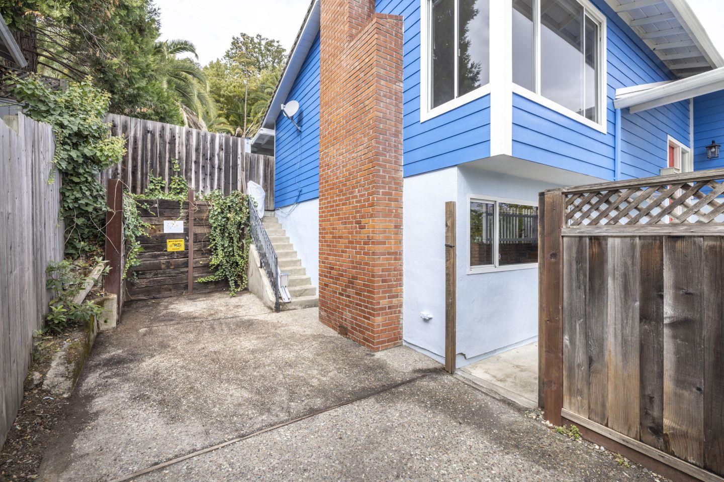 3622 Farm Hill Boulevard