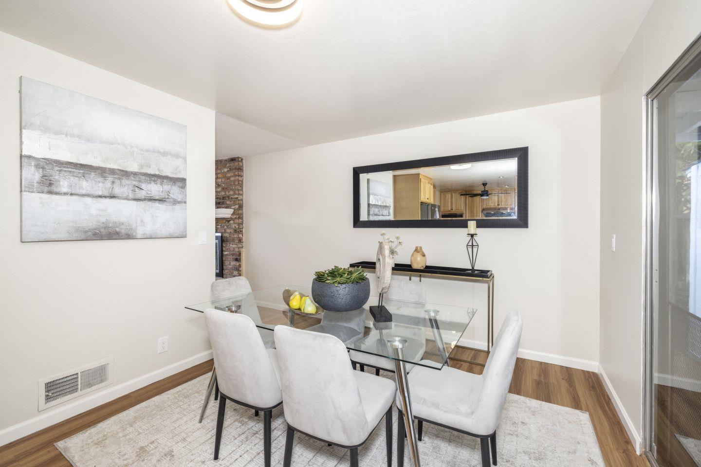 3622 Farm Hill Boulevard