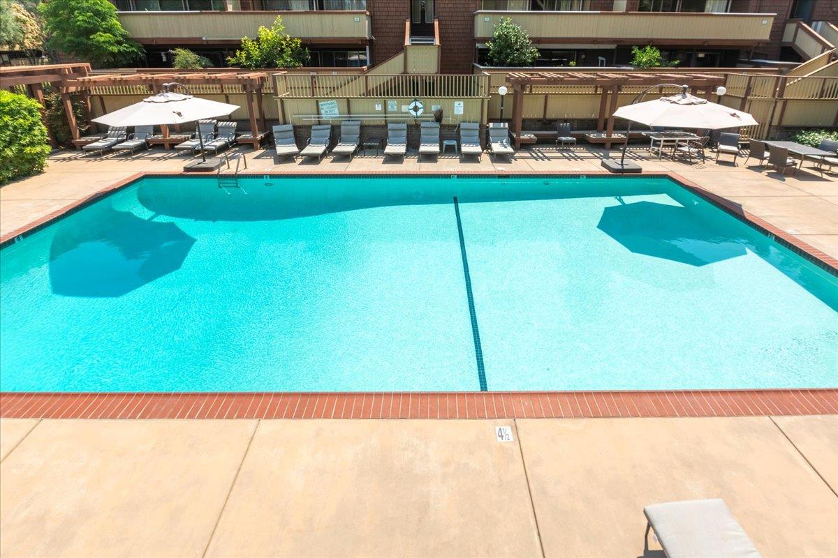 500 West Middlefield Road 18