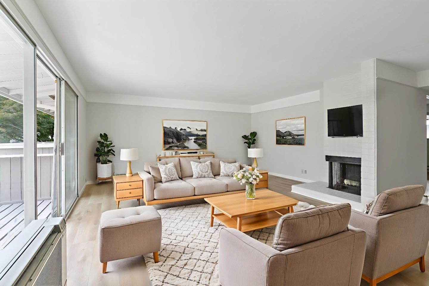 500 West Middlefield Road 18