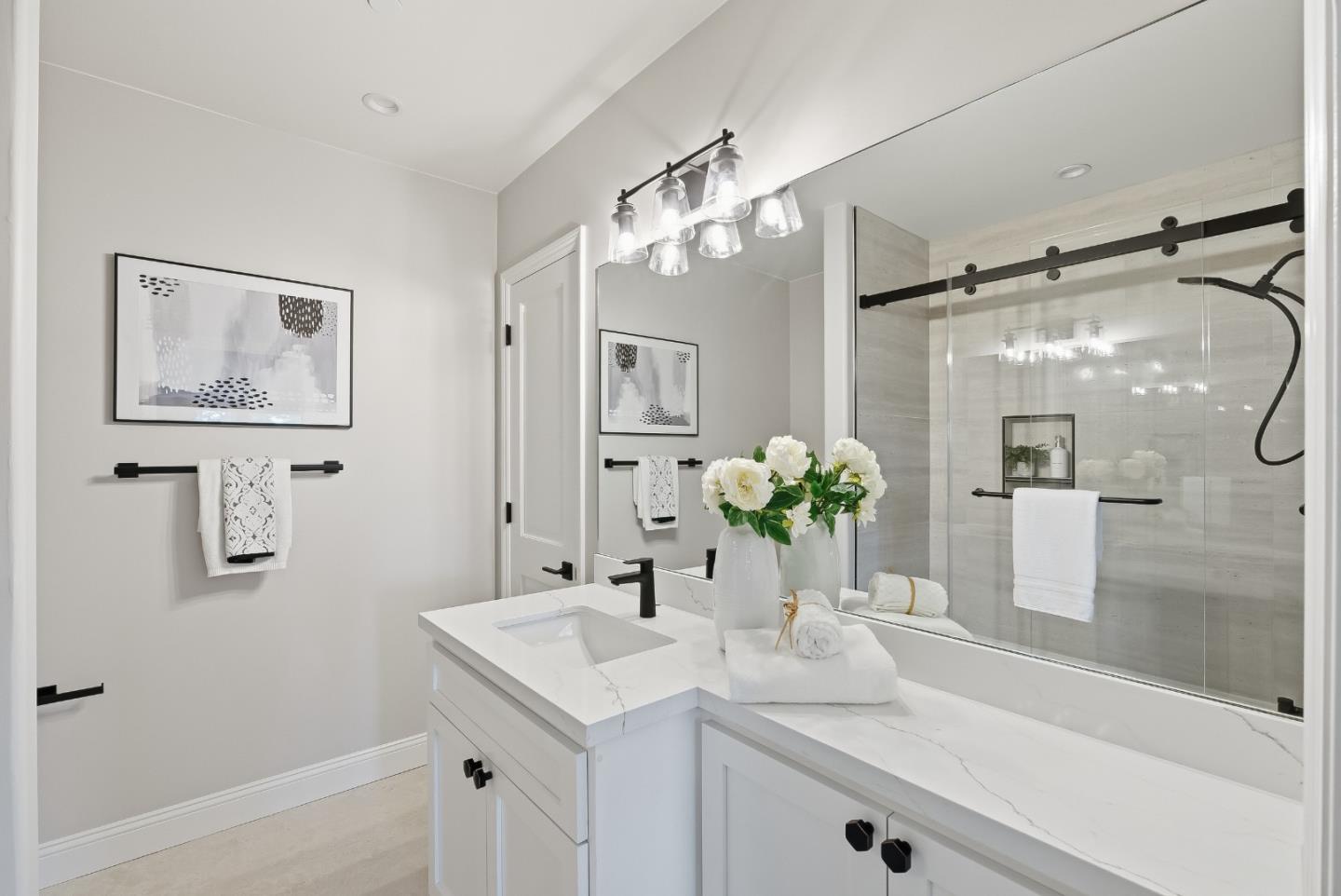 200 Sheridan Avenue 306