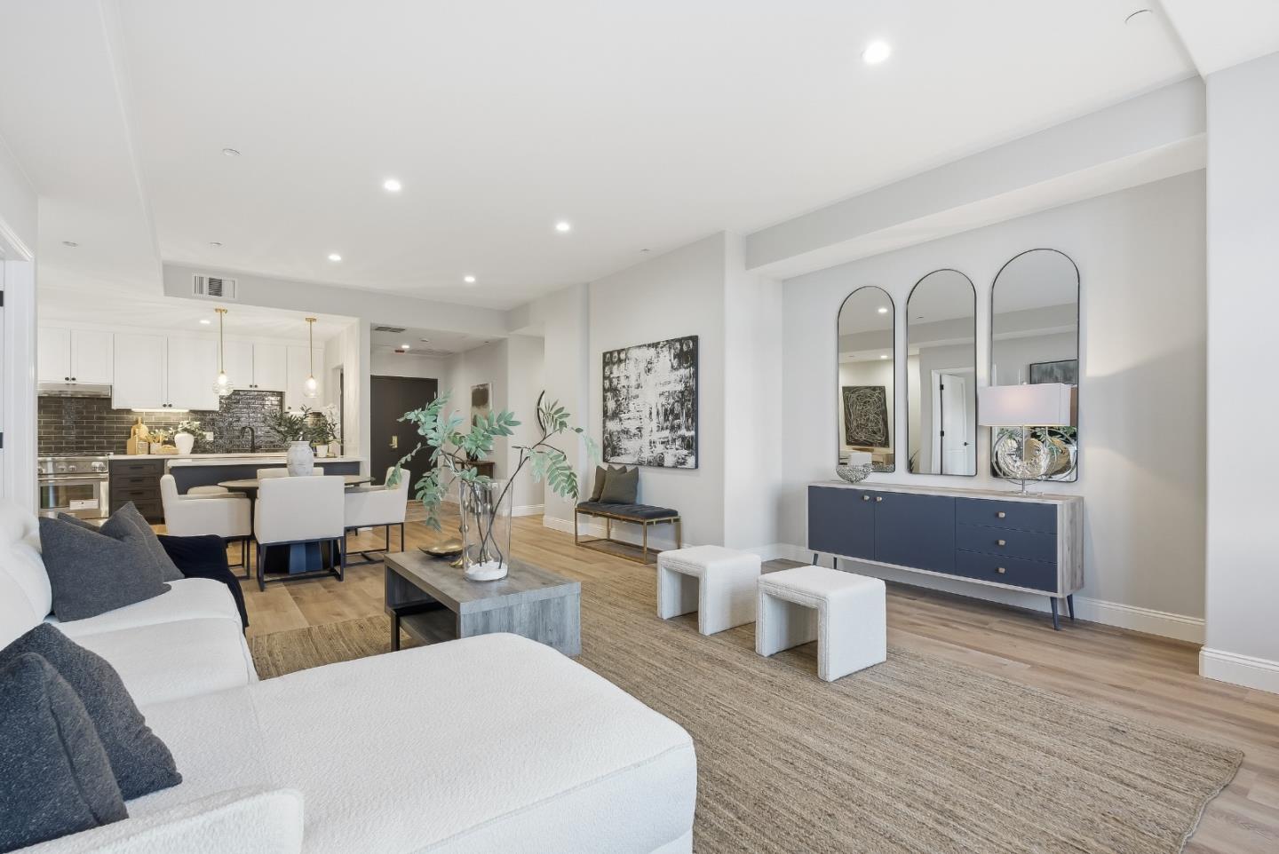 200 Sheridan Avenue 306