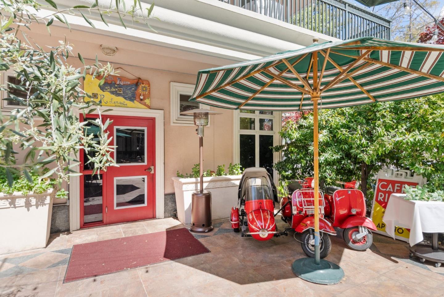 200 Sheridan Avenue 306