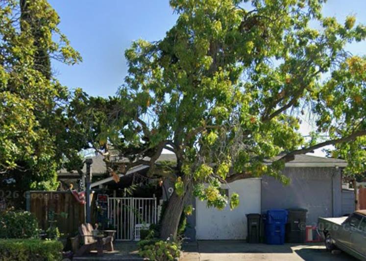912 Connie Drive