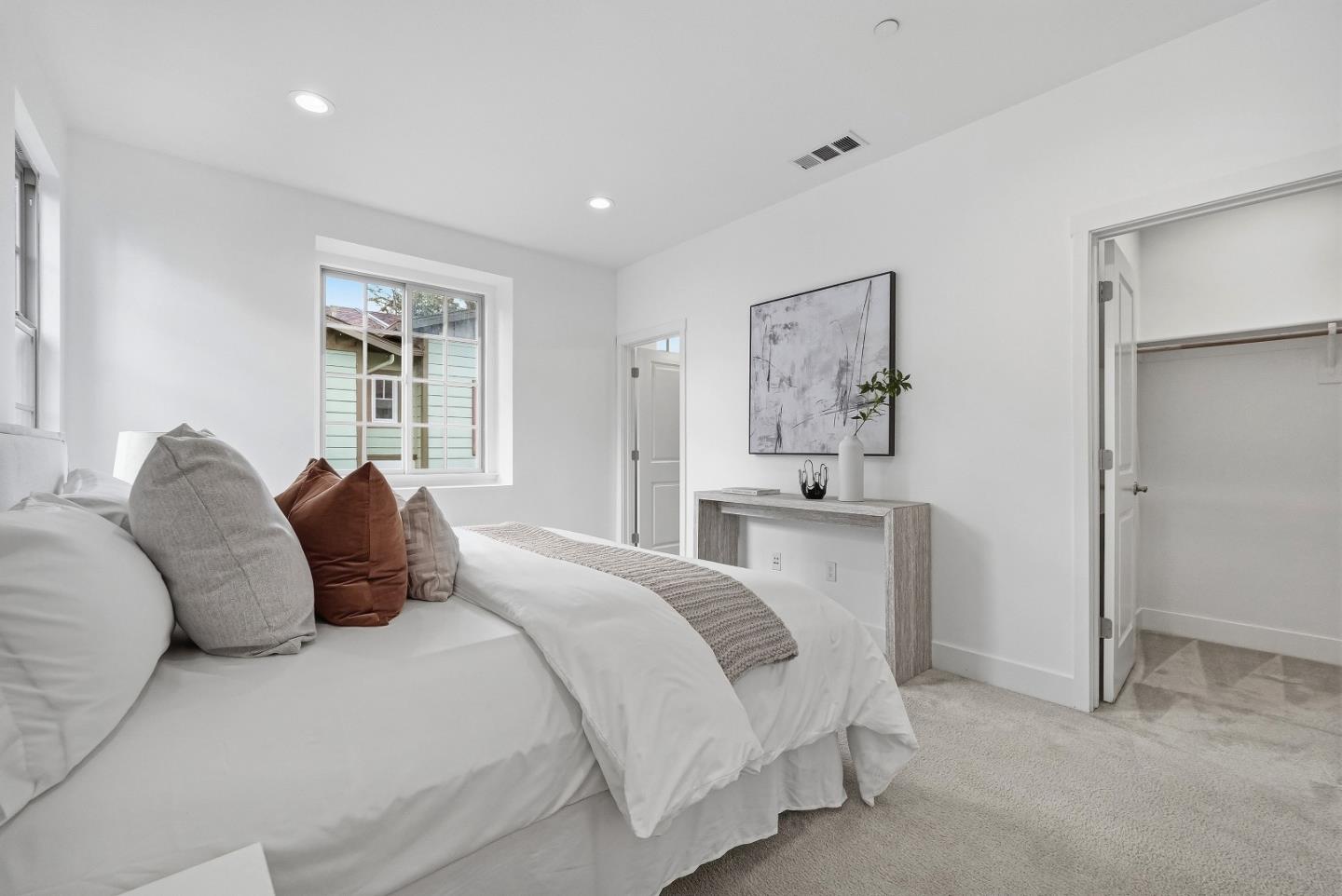 1062 Barberry Terrace