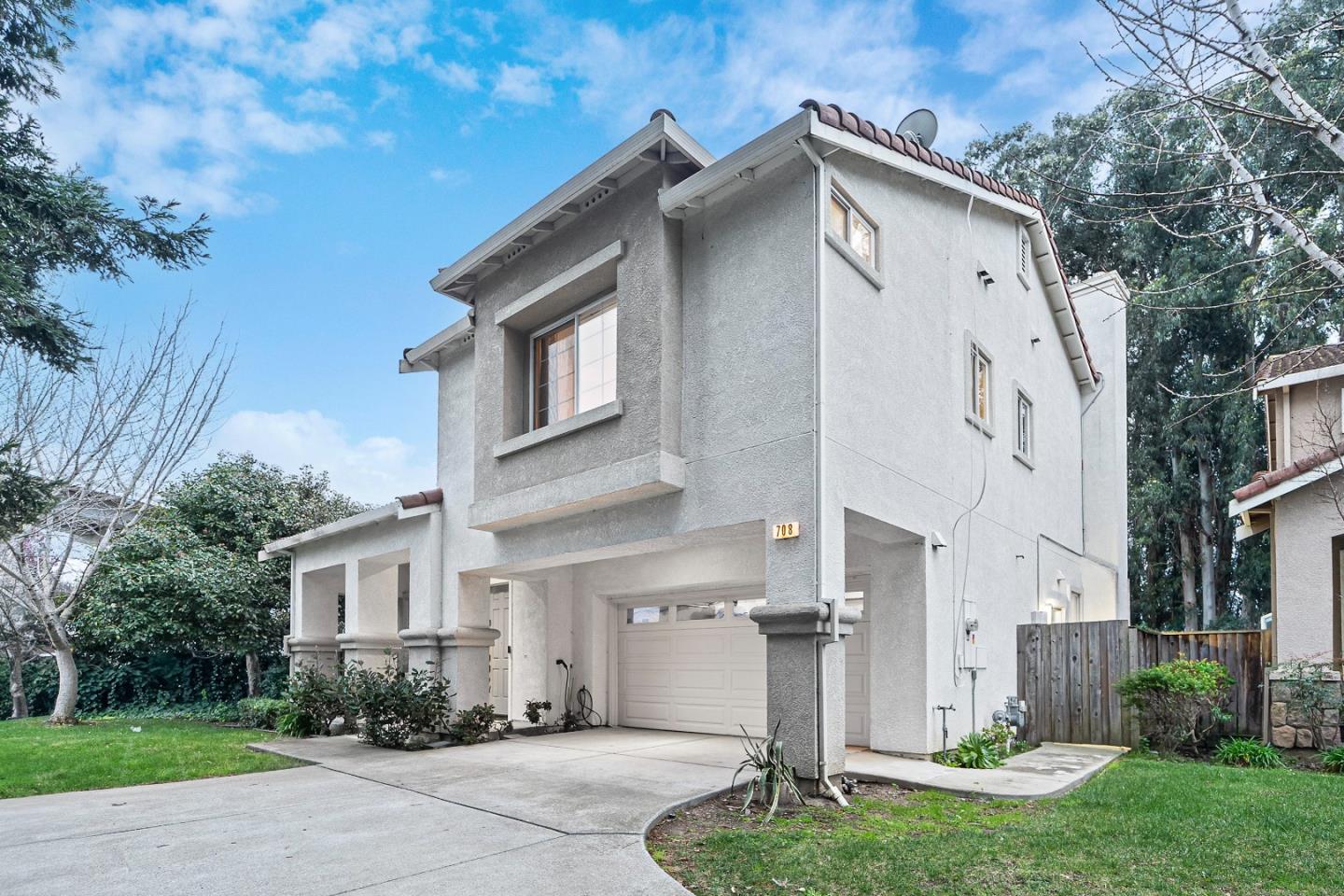 708 Raineer Court