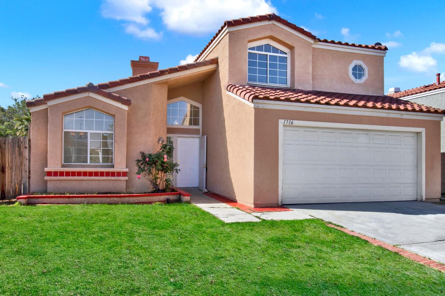 1716 Boysenberry Way
