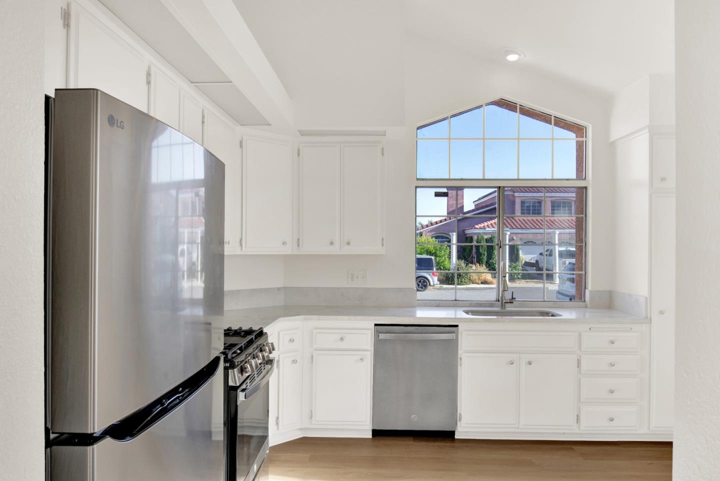 1716 Boysenberry Way