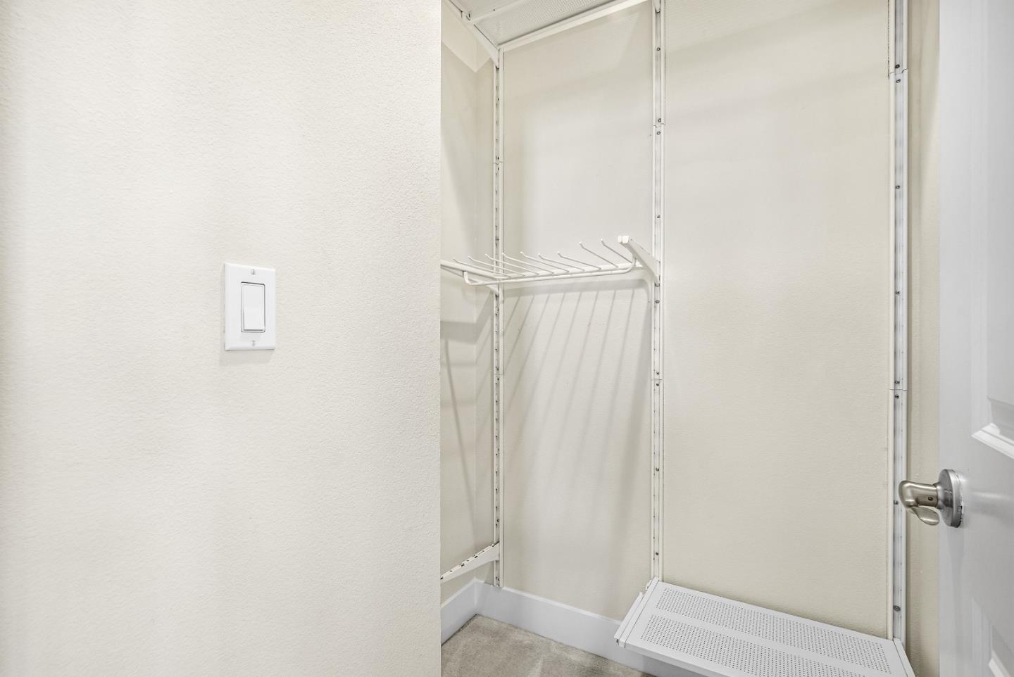 759 East Evelyn Avenue