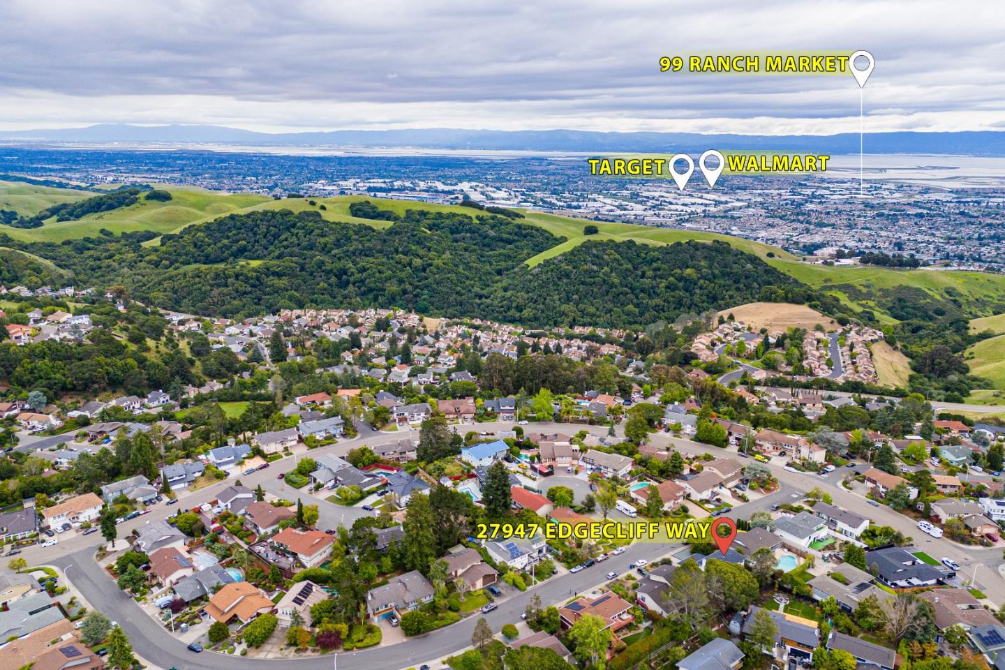 27947 Edgecliff Way