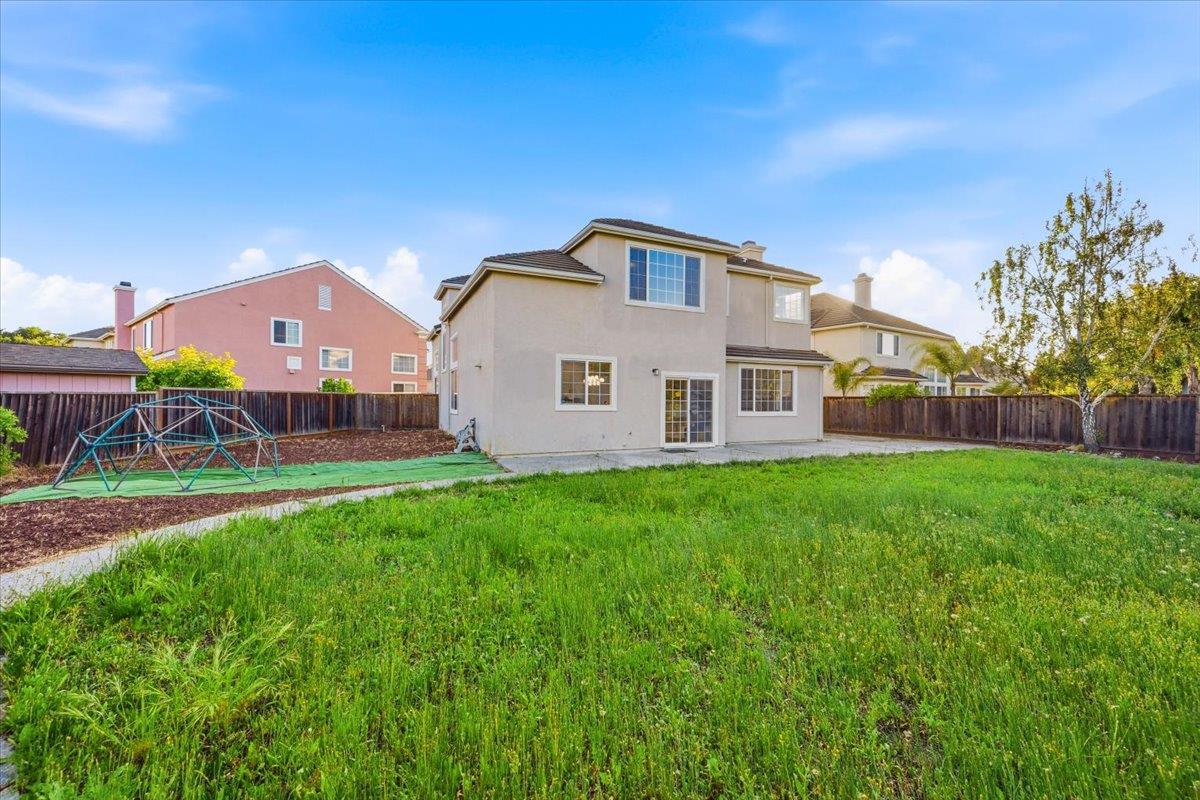 2517 California Court