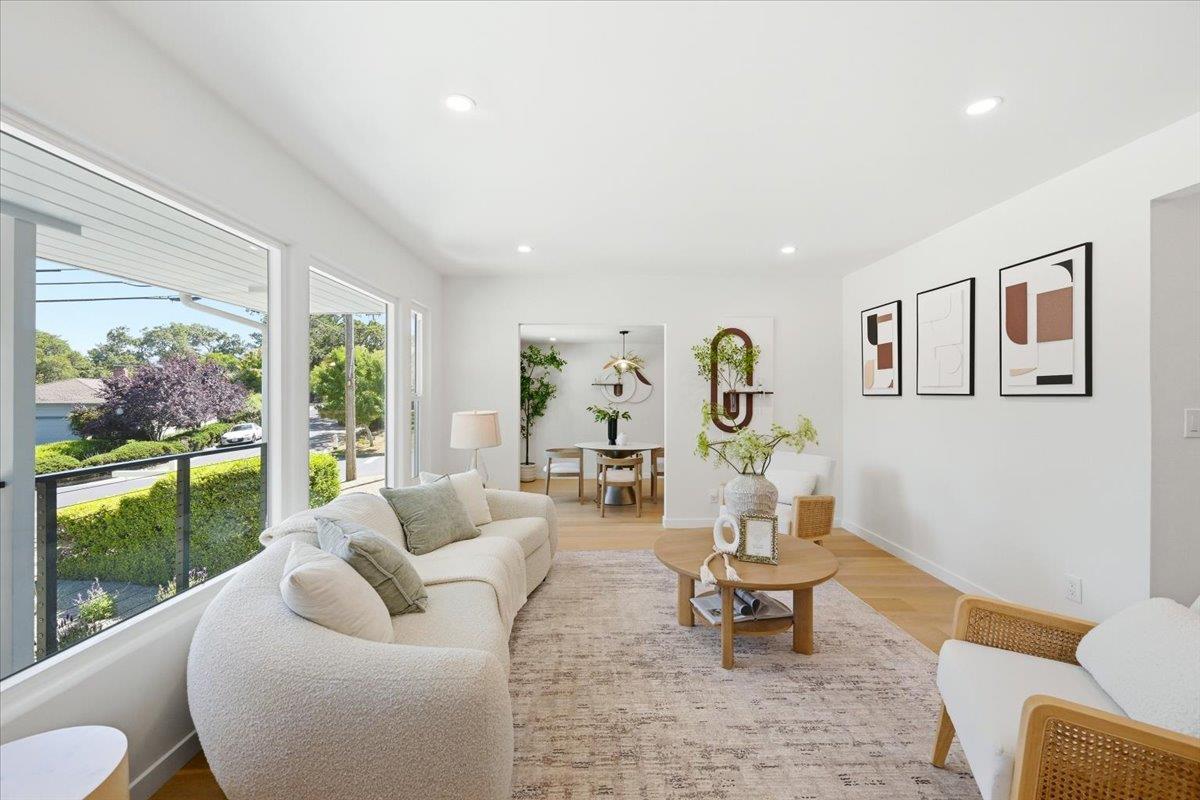 2326 Buena Vista Avenue