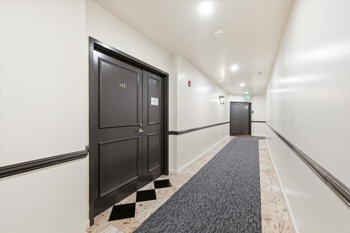 200 Sheridan Ave 308