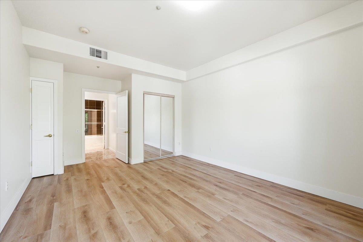 200 Sheridan Ave 308
