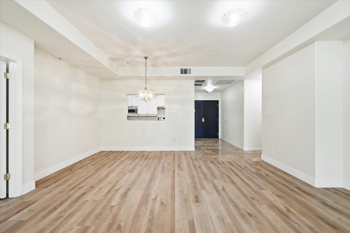 200 Sheridan Ave 308