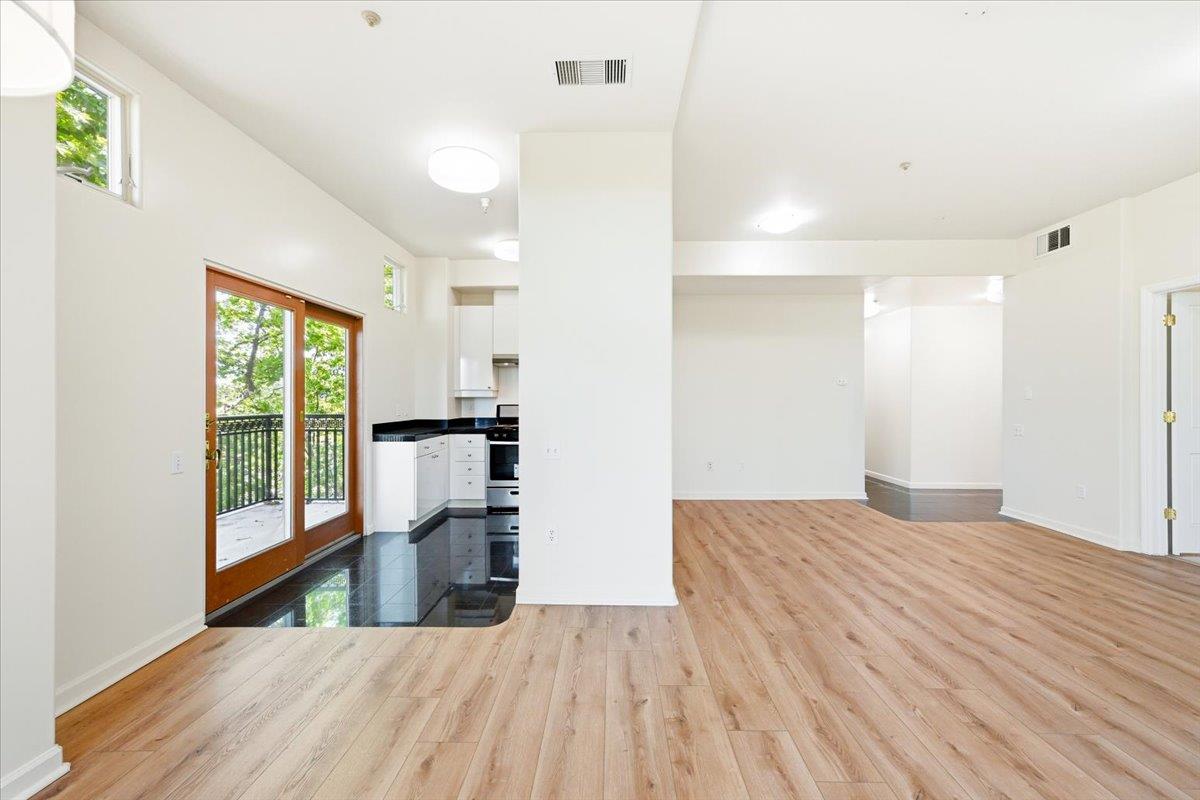 200 Sheridan Avenue 407
