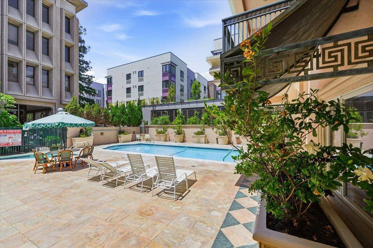 200 Sheridan Avenue 407