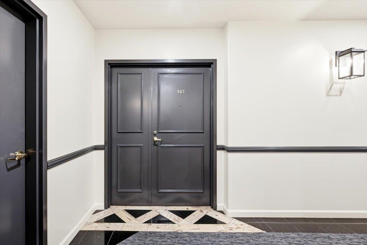 200 Sheridan Avenue 407