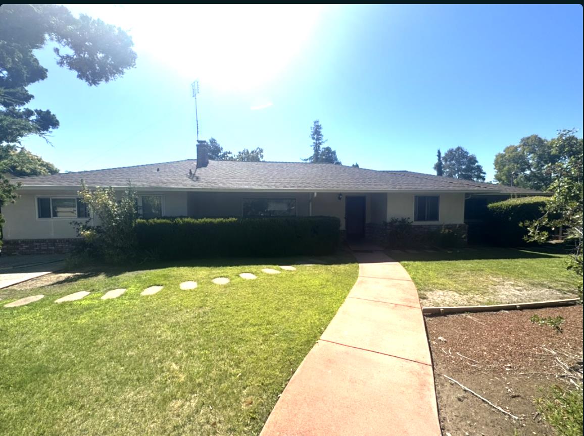 360 Sunkist LN
