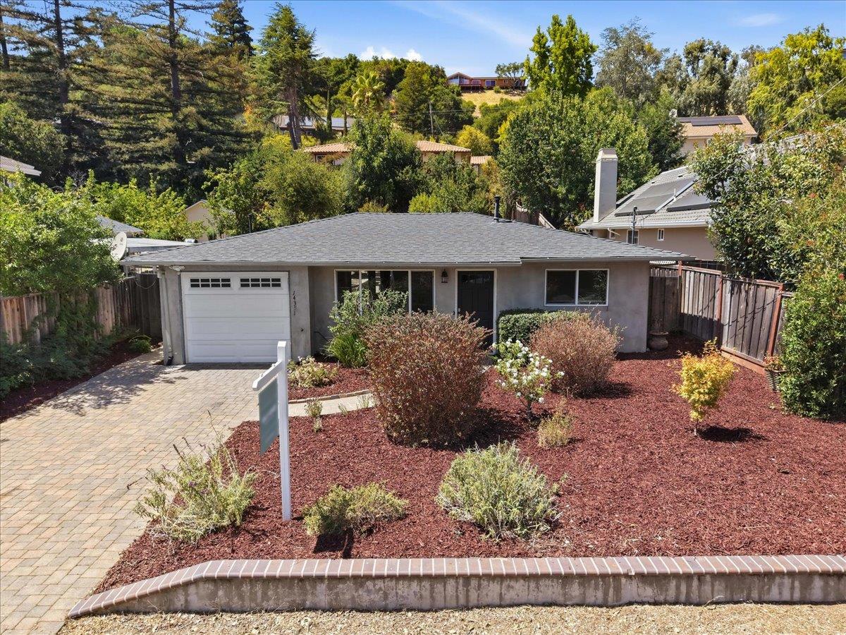 14351 Elva AVE