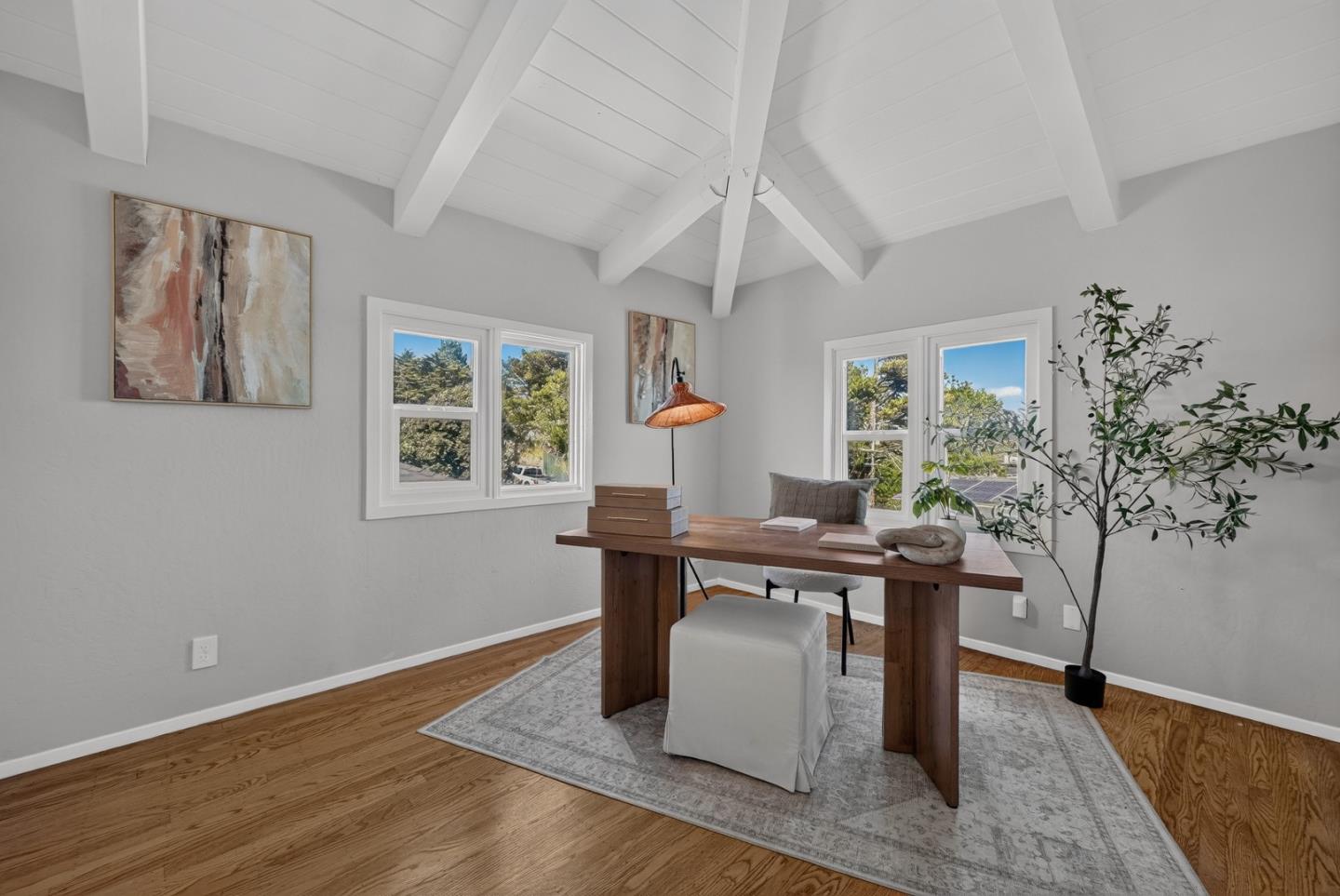 31 Seaview DR