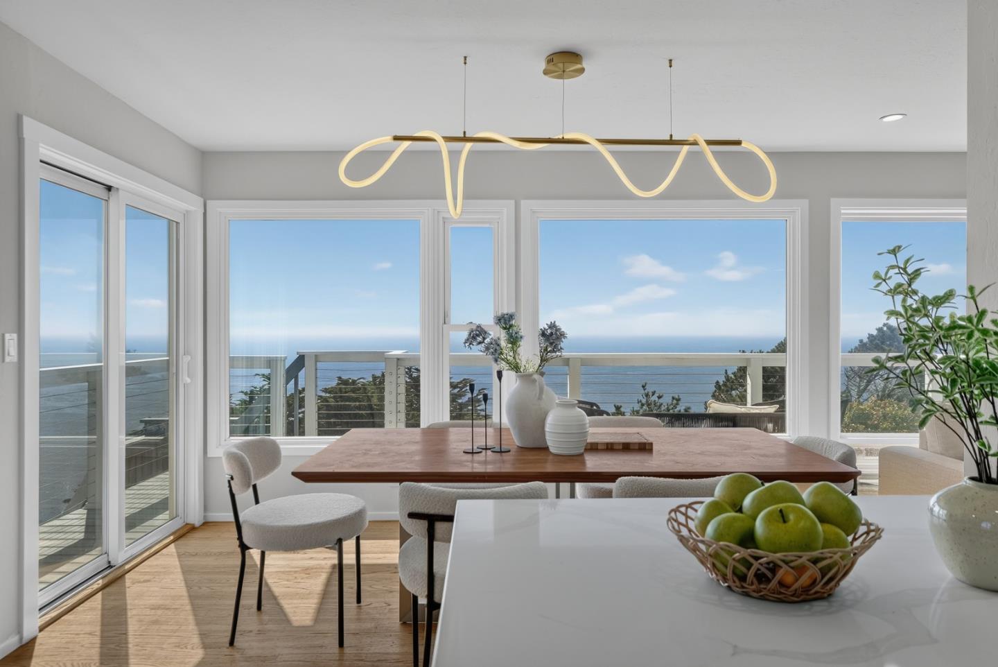 31 Seaview DR