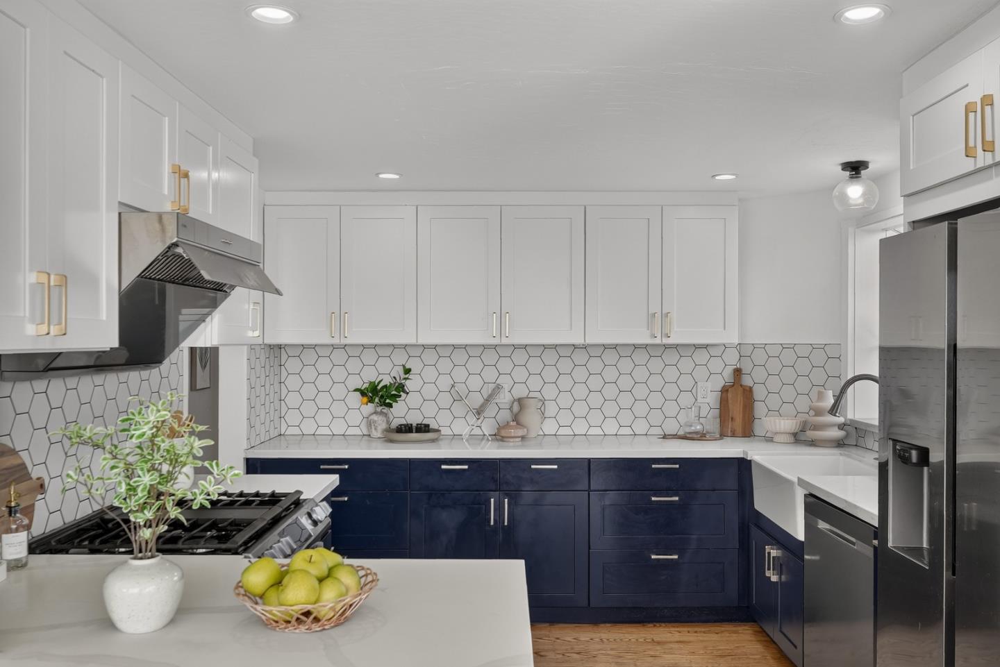 31 Seaview DR