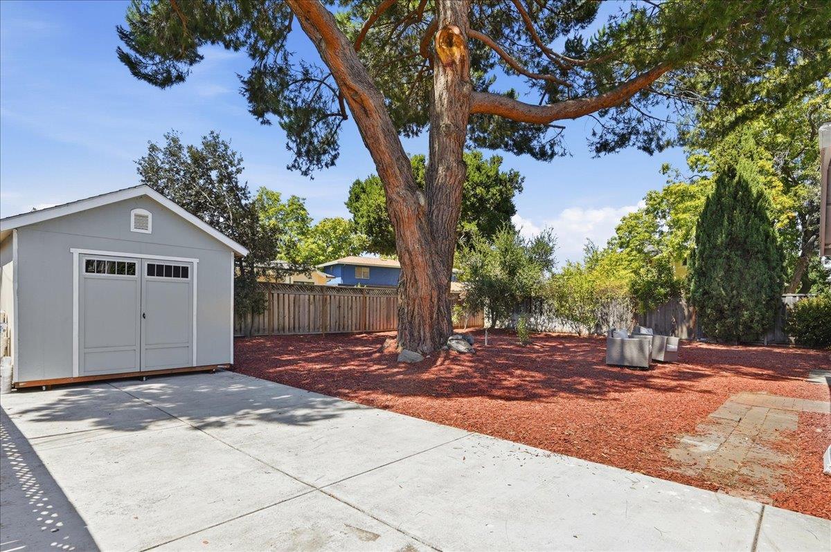 1417 Norman DR