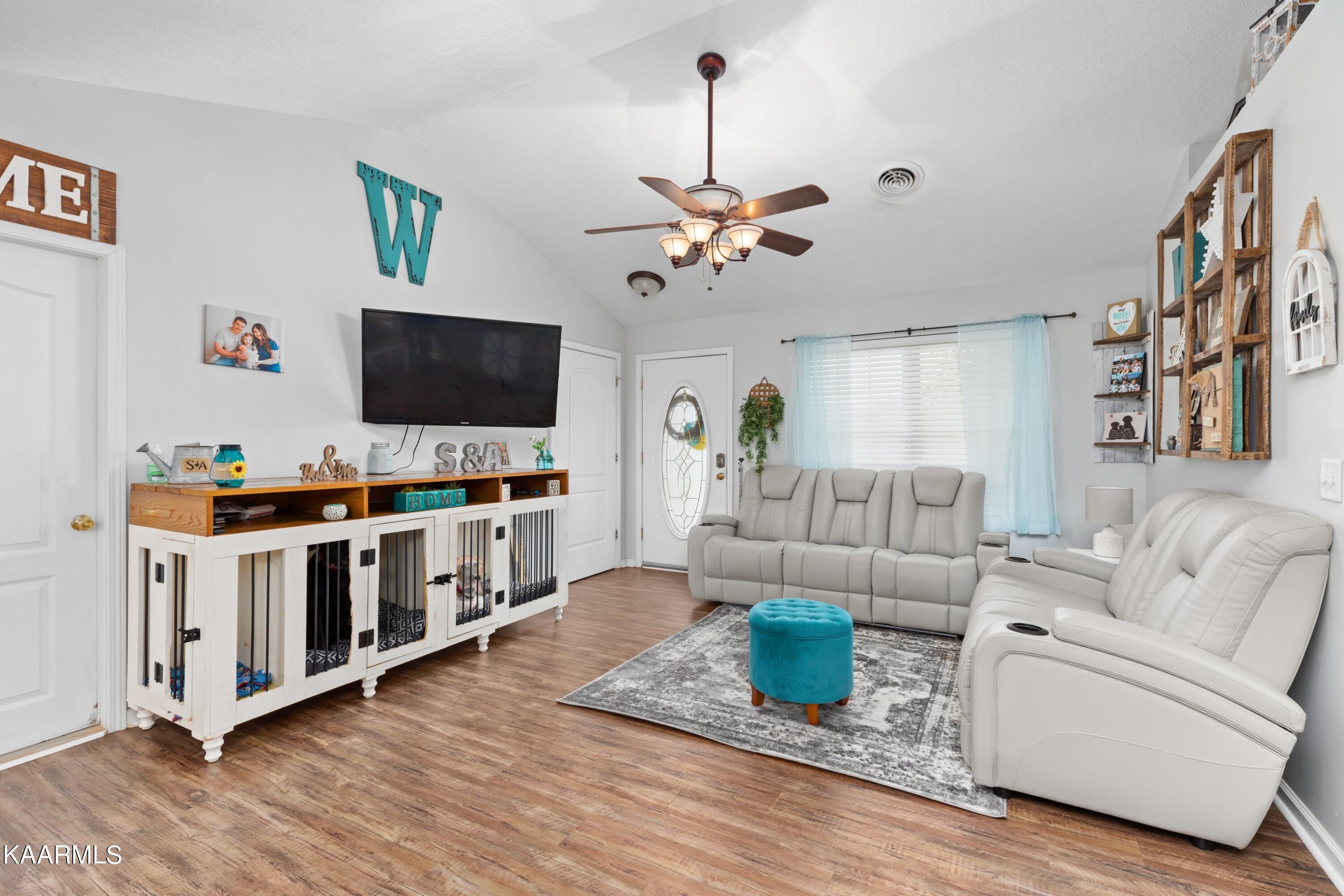 542 Delores Drive