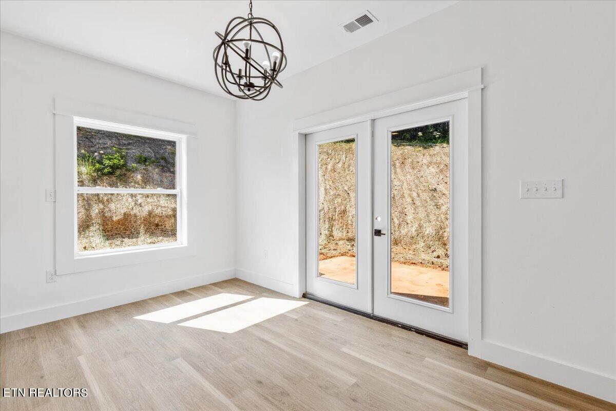 3963 Mountain Vista Rd
