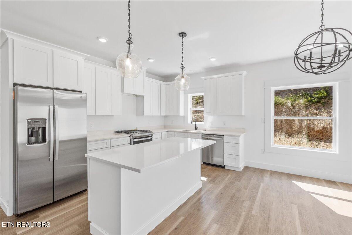 3963 Mountain Vista Rd