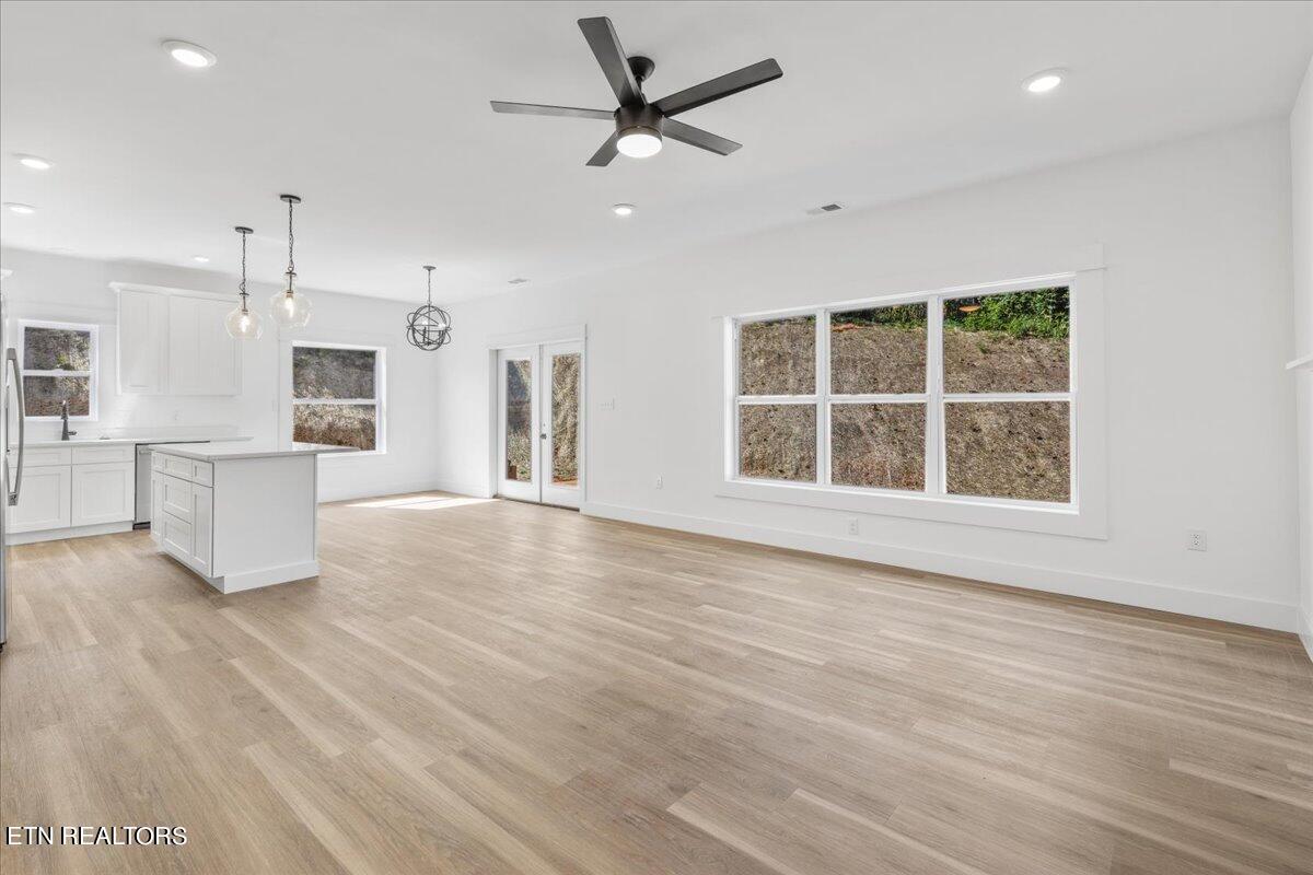3963 Mountain Vista Rd