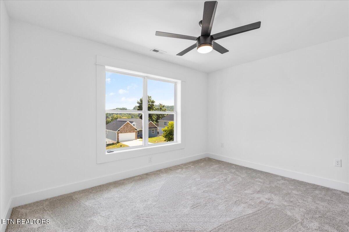 3963 Mountain Vista Rd
