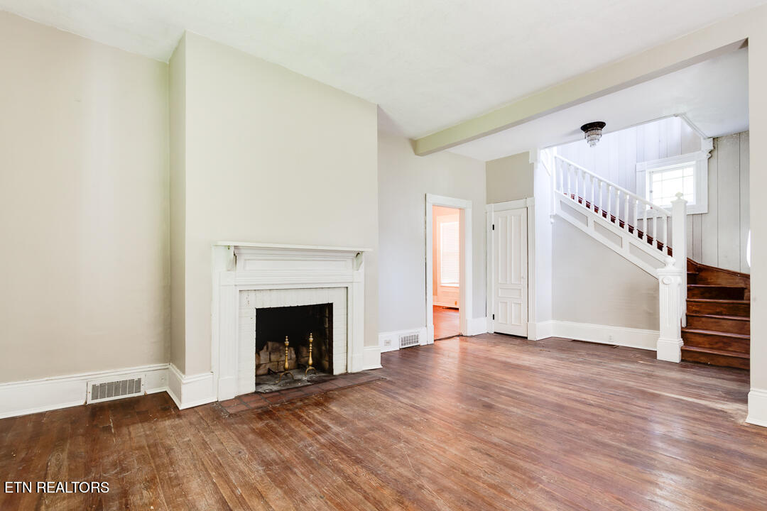 4213 Mccloud Rd