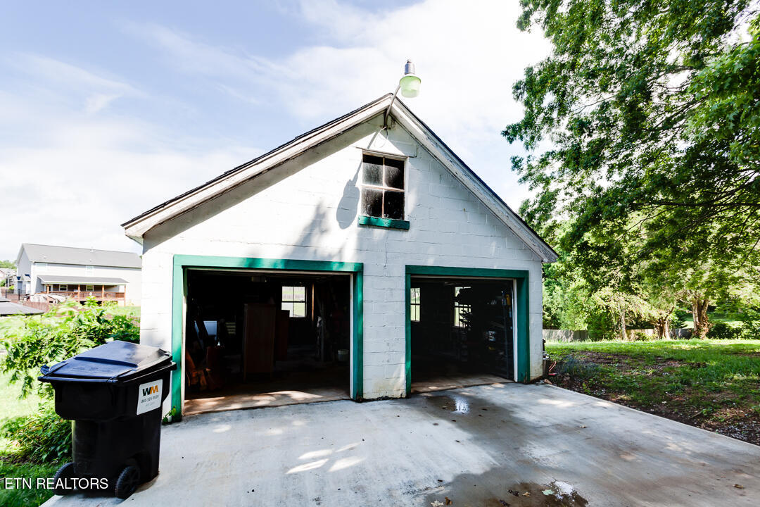 4213 Mccloud Rd