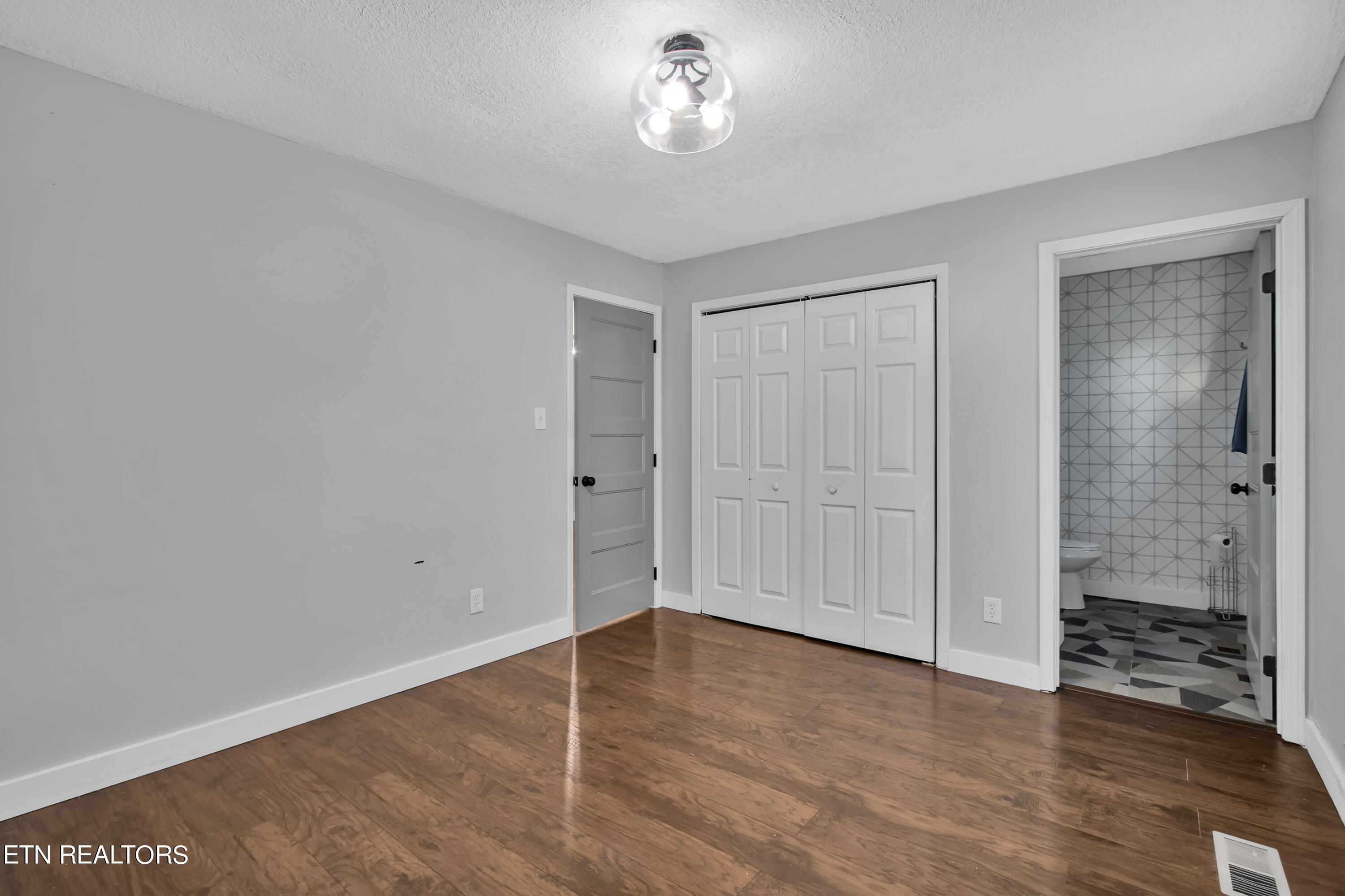 6501 NW Trousdale Rd