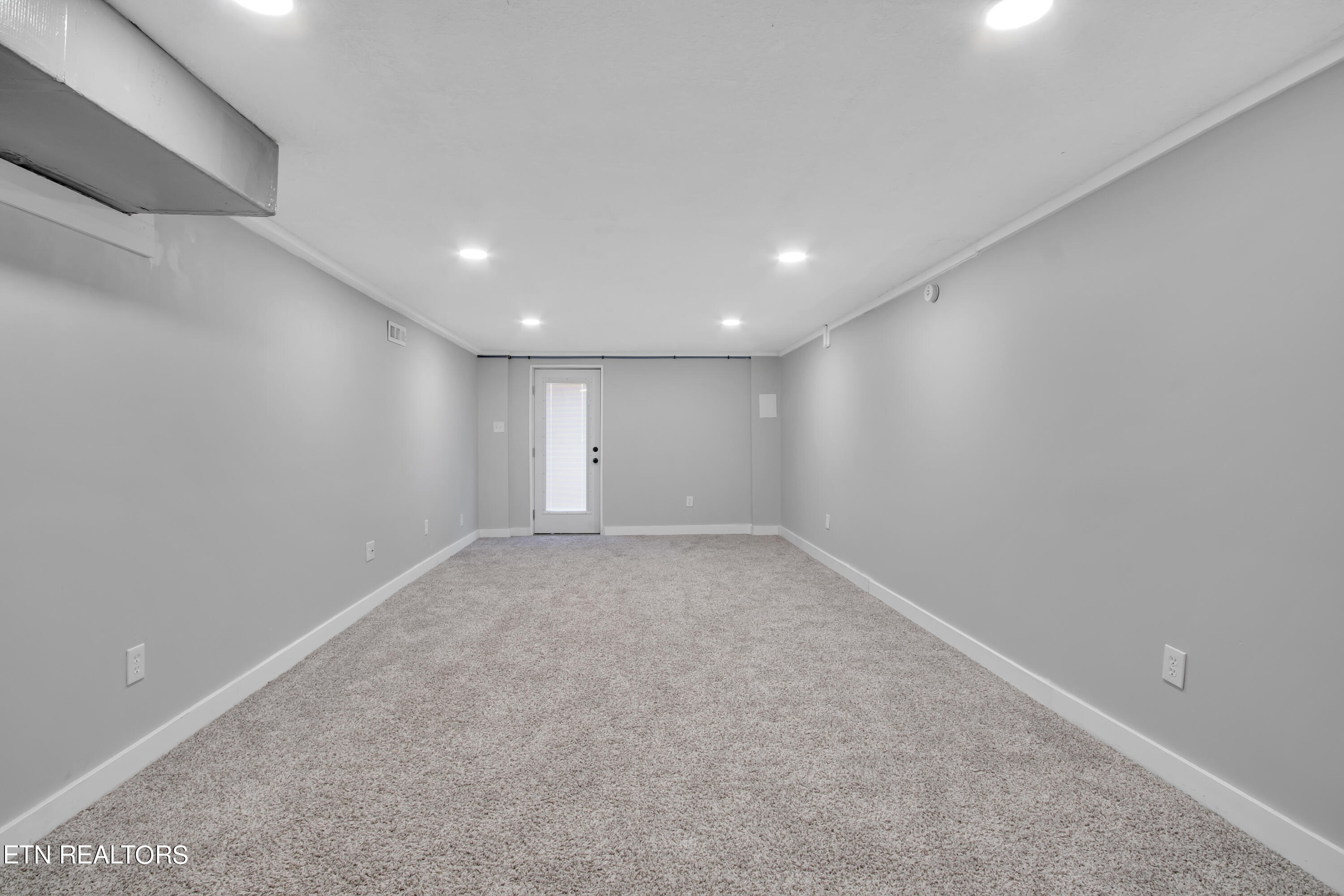 6501 NW Trousdale Rd