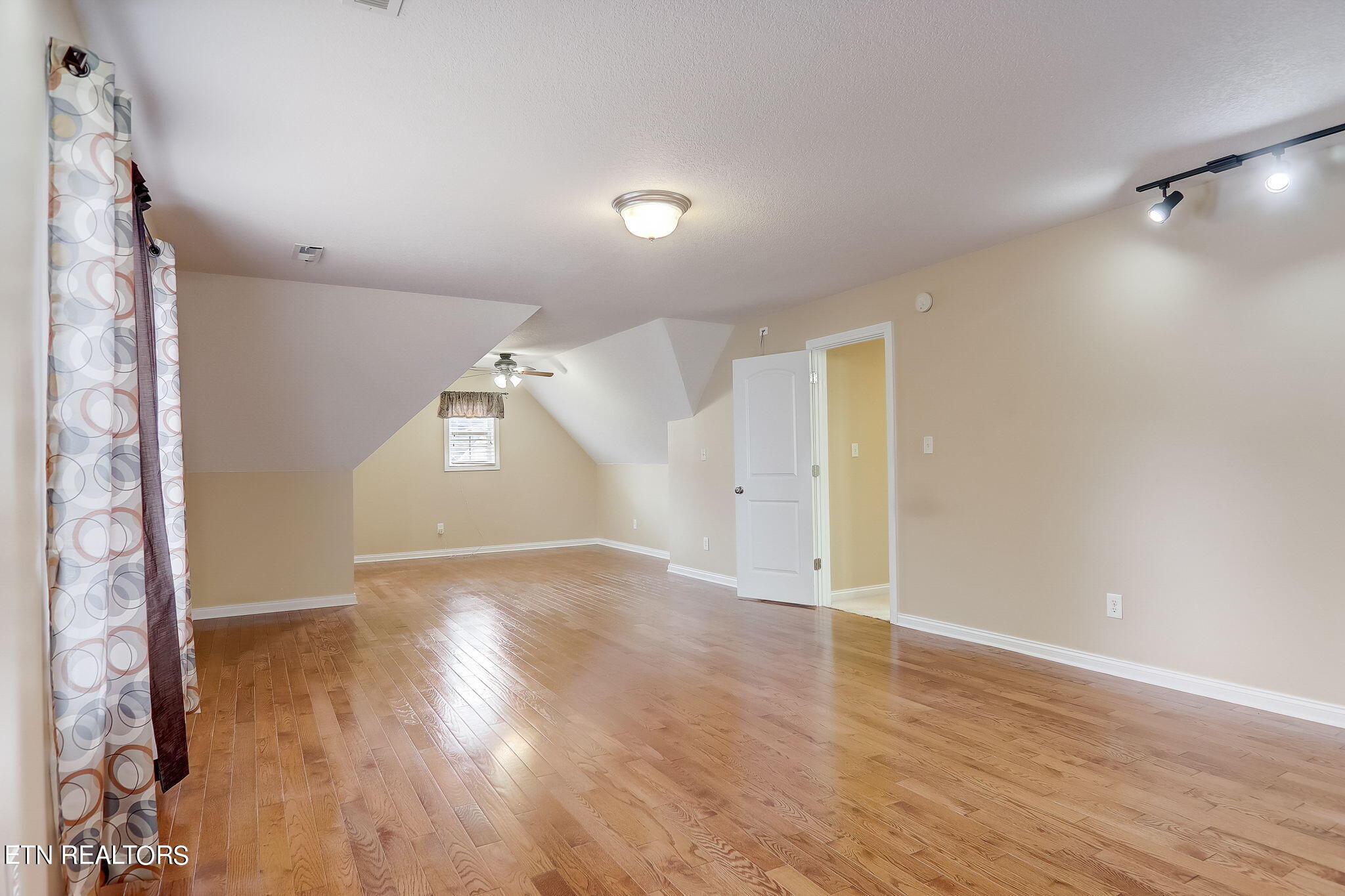 3023 Oakleigh Township Drive