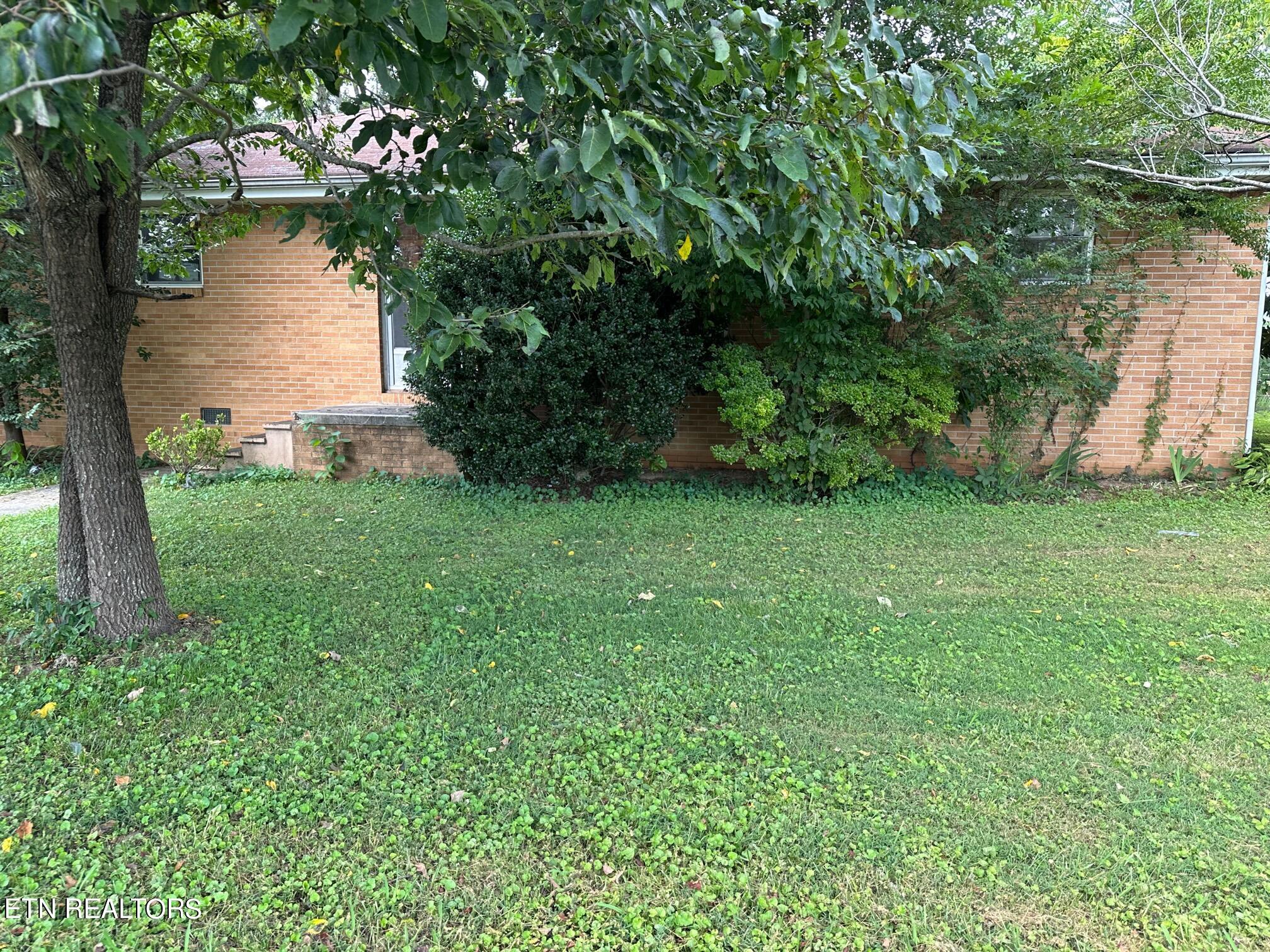 701 N Chamberlain Ave